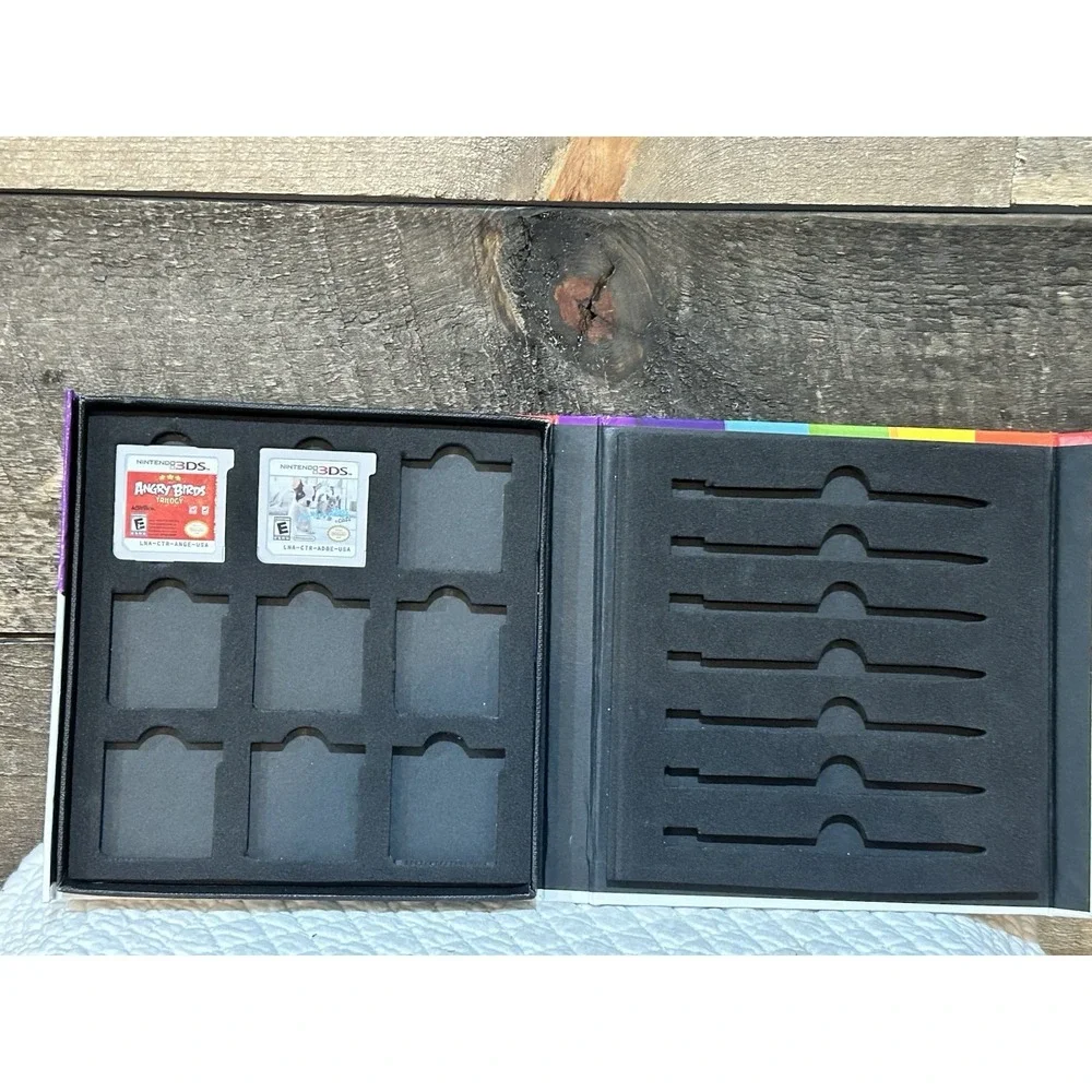 Nintendo DS i-Con Carrying Case W/angry Birds Dog & Cats Game